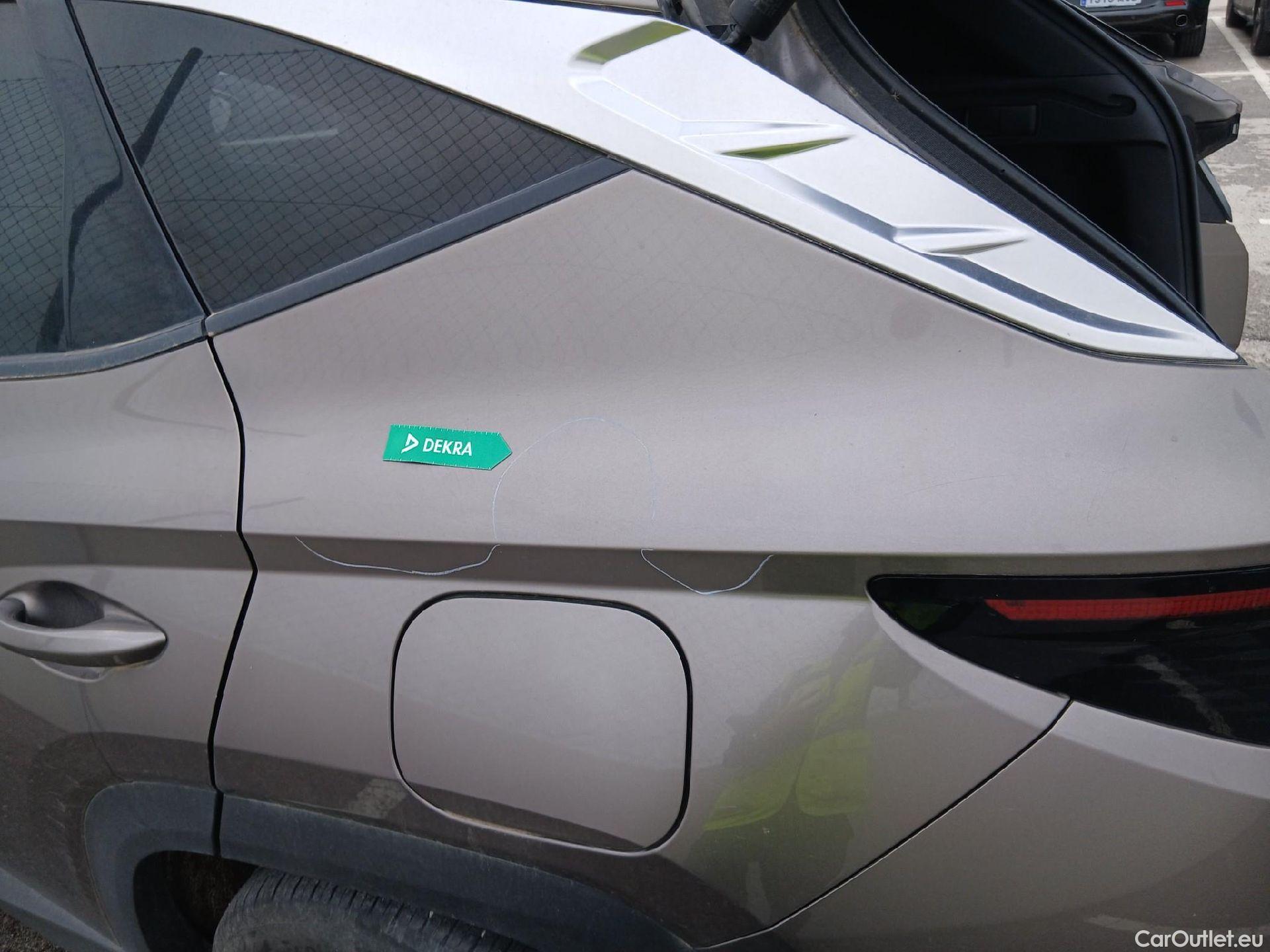  Hyundai  Tucson HYUNDAI  / 2020 / 5P / todoterreno 1.6 CRDI 100kW (136CV) 48V Tecno Sky #19