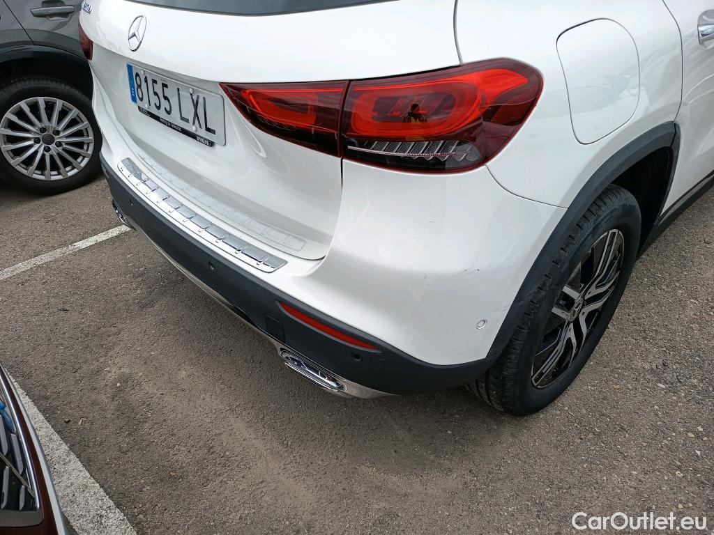  Mercedes  GLA MERCEDES-BENZ  / 2020 / 5P / todoterreno  250 e #18