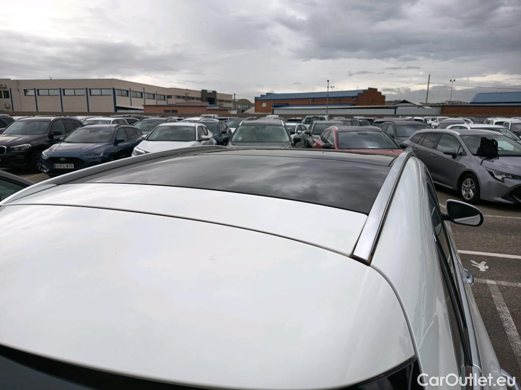 Mercedes  GLA MERCEDES-BENZ  / 2020 / 5P / todoterreno  250 e #7