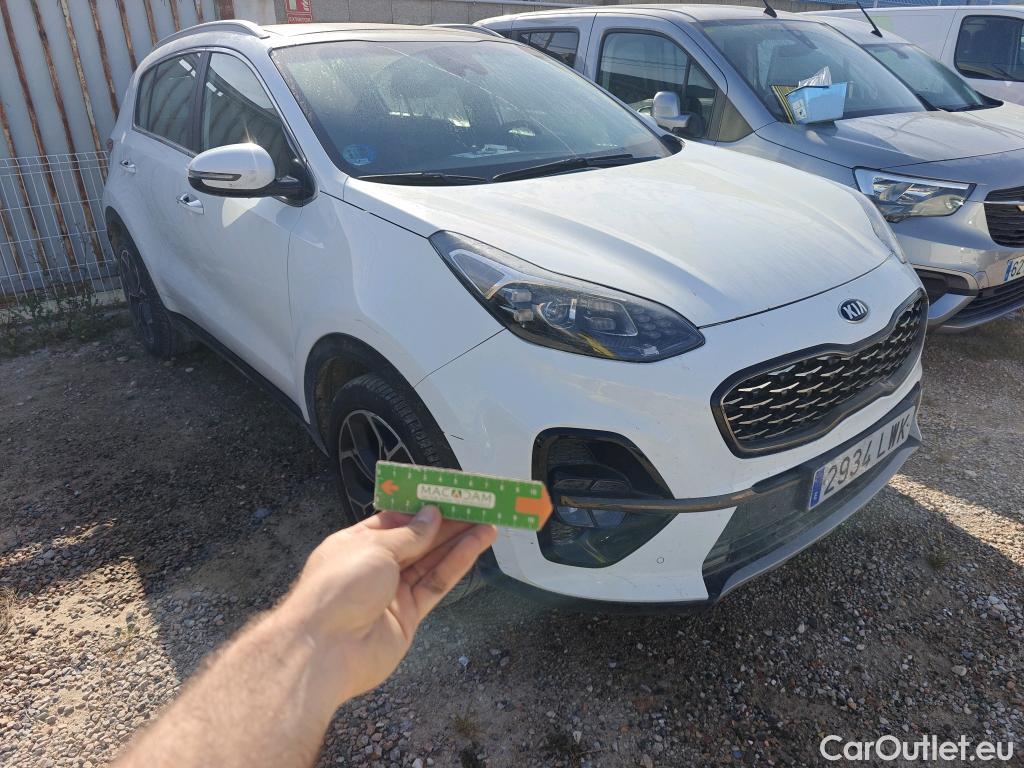  KIA  Sportage KIA  / 2018 / 5P / todoterreno 1.6 MHEV GT Line Essential 136CV DCT 4X2 #94