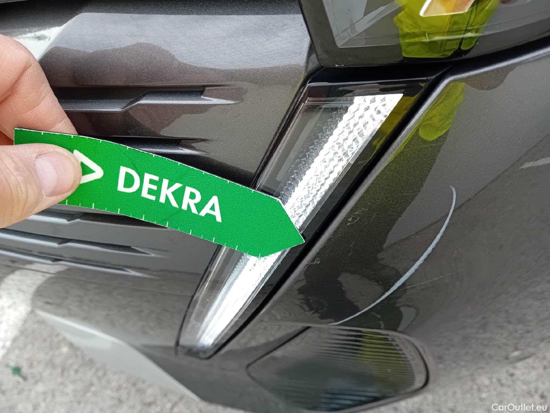  Peugeot  3008 PEUGEOT  Hybrid todoterreno 225 e-EAT8 Allure 225 CV 13 kWH #21