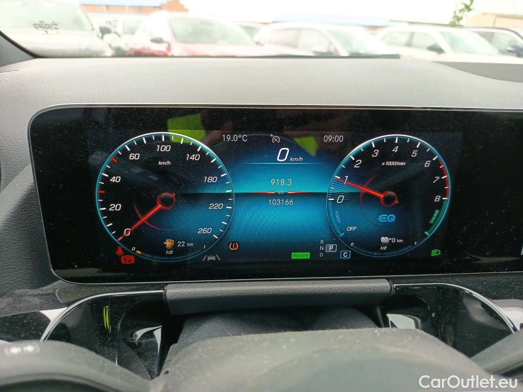  Mercedes  GLA MERCEDES-BENZ  / 2020 / 5P / todoterreno  250 e #25