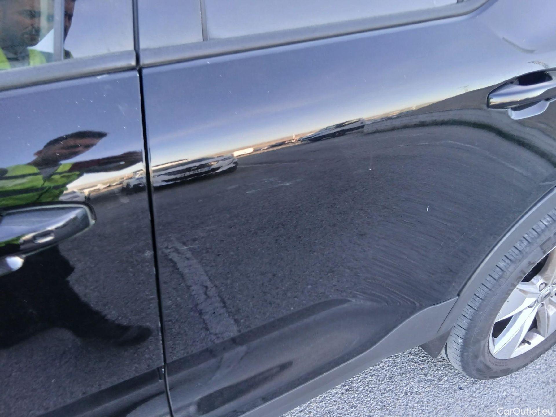 Volvo  XC 40 VOLVO XC40 / 2021 / 5P / todoterreno 2.0 B3 G Core Dark Auto #5