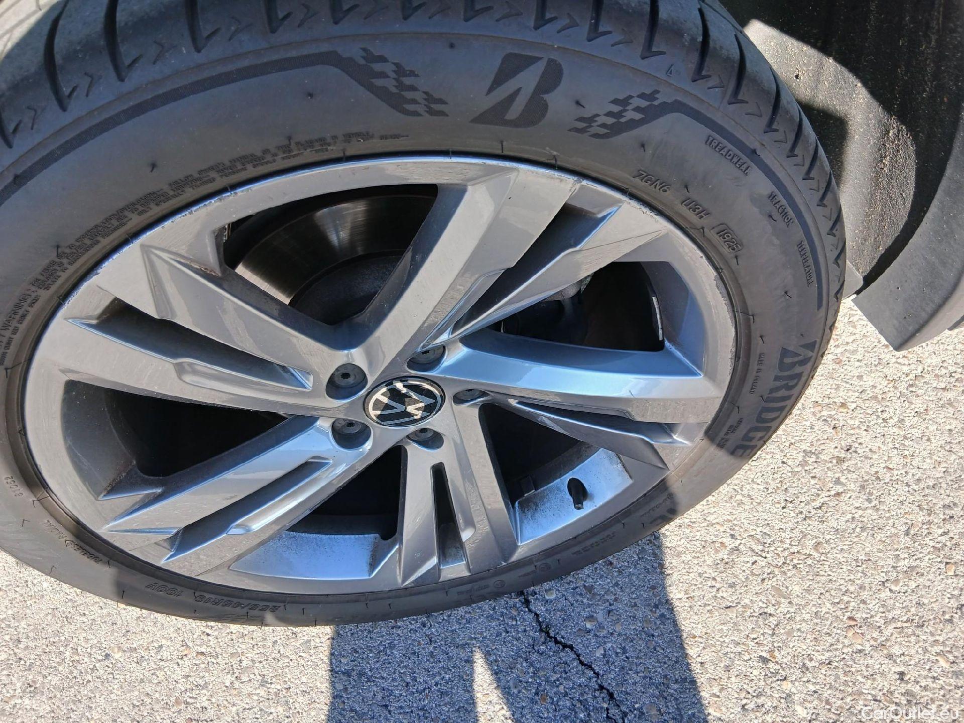 Volkswagen  Tiguan VOLKSWAGEN  R-Line 2.0 TDI 150 CV DSG 4Motion #39