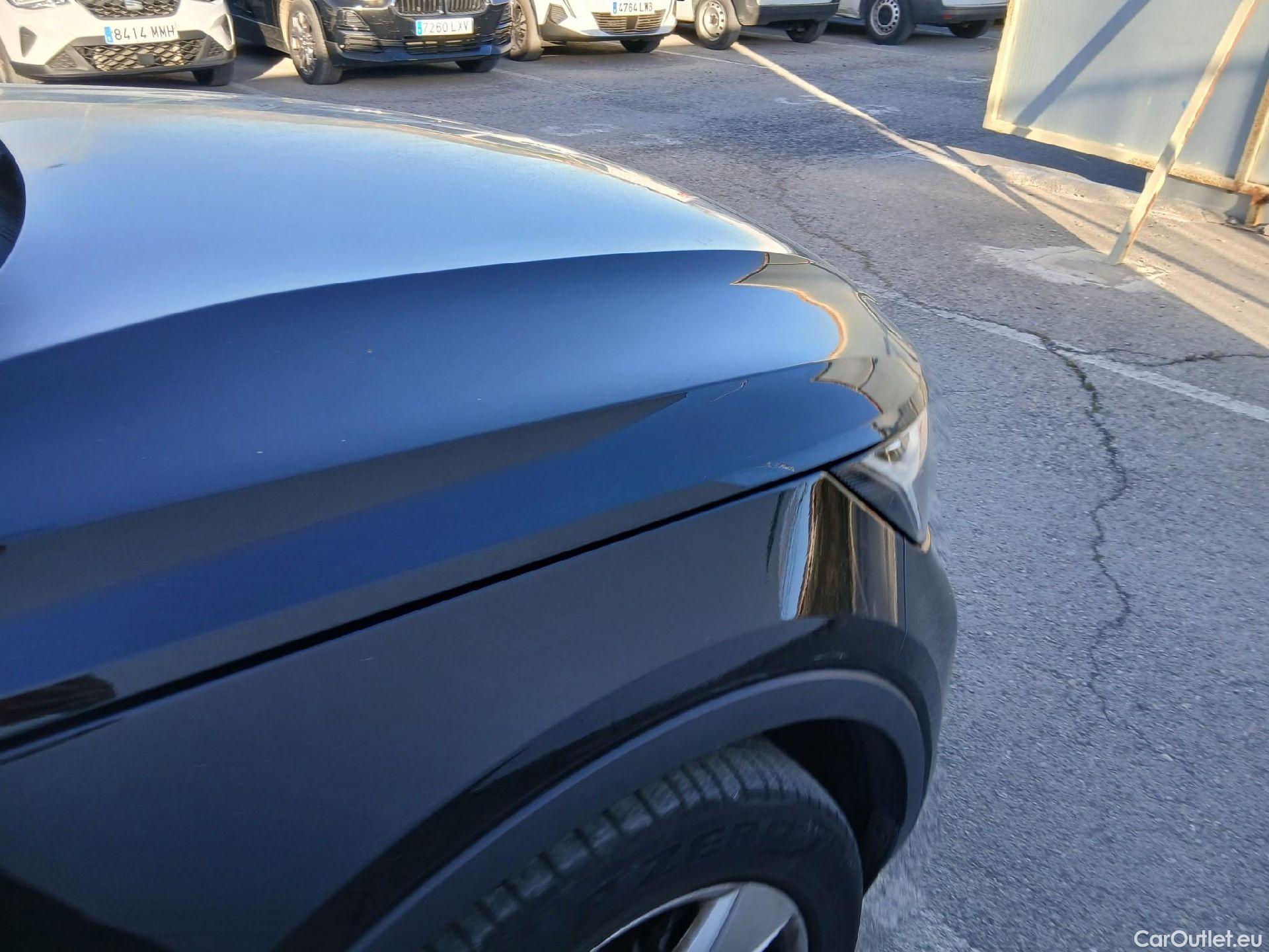  Volvo  XC 40 VOLVO XC40 / 2021 / 5P / todoterreno 2.0 B3 G Core Dark Auto #18