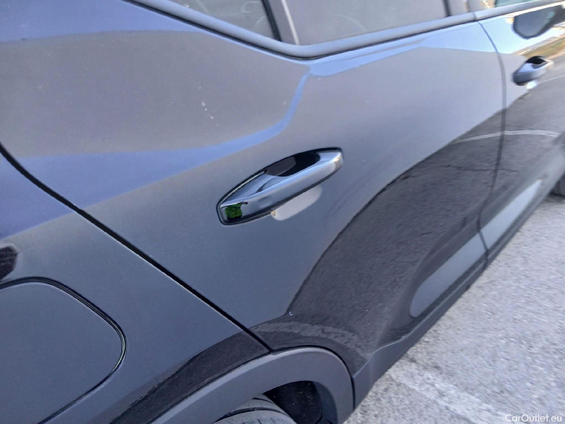  Volvo  XC 40 VOLVO XC40 / 2021 / 5P / todoterreno 2.0 B3 G Core Dark Auto #14