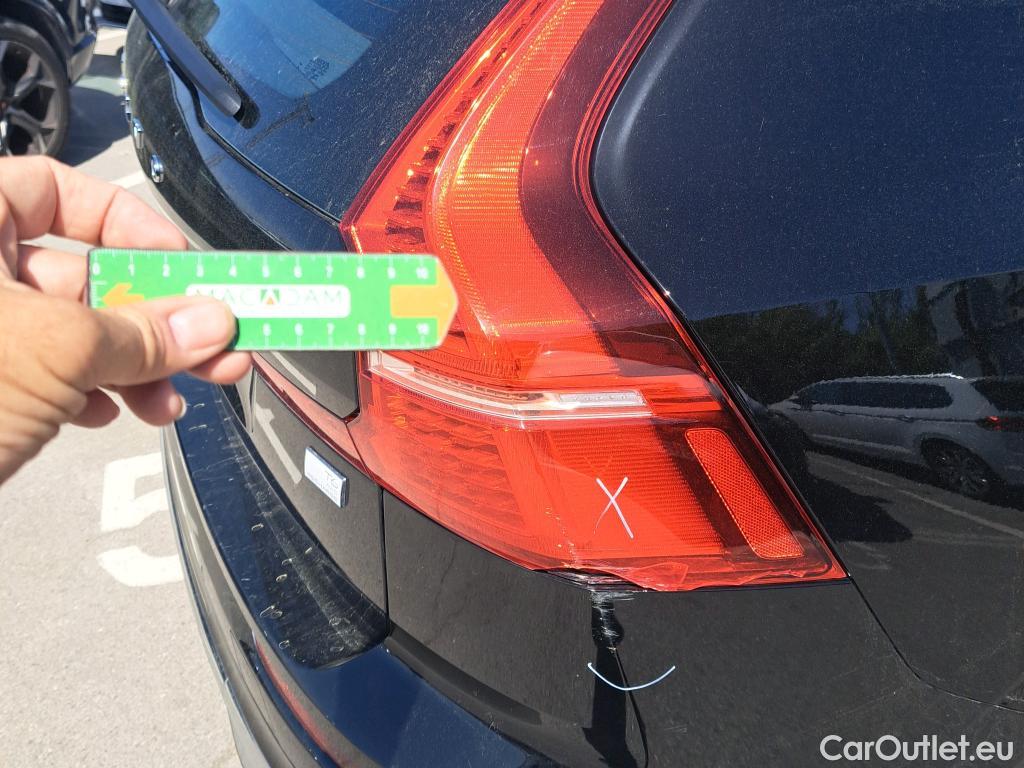  Volvo  XC60 VOLVO  / 2017 / 5P / todoterreno 2.0 T6 AWD Recharge Inscription Exp Auto #3