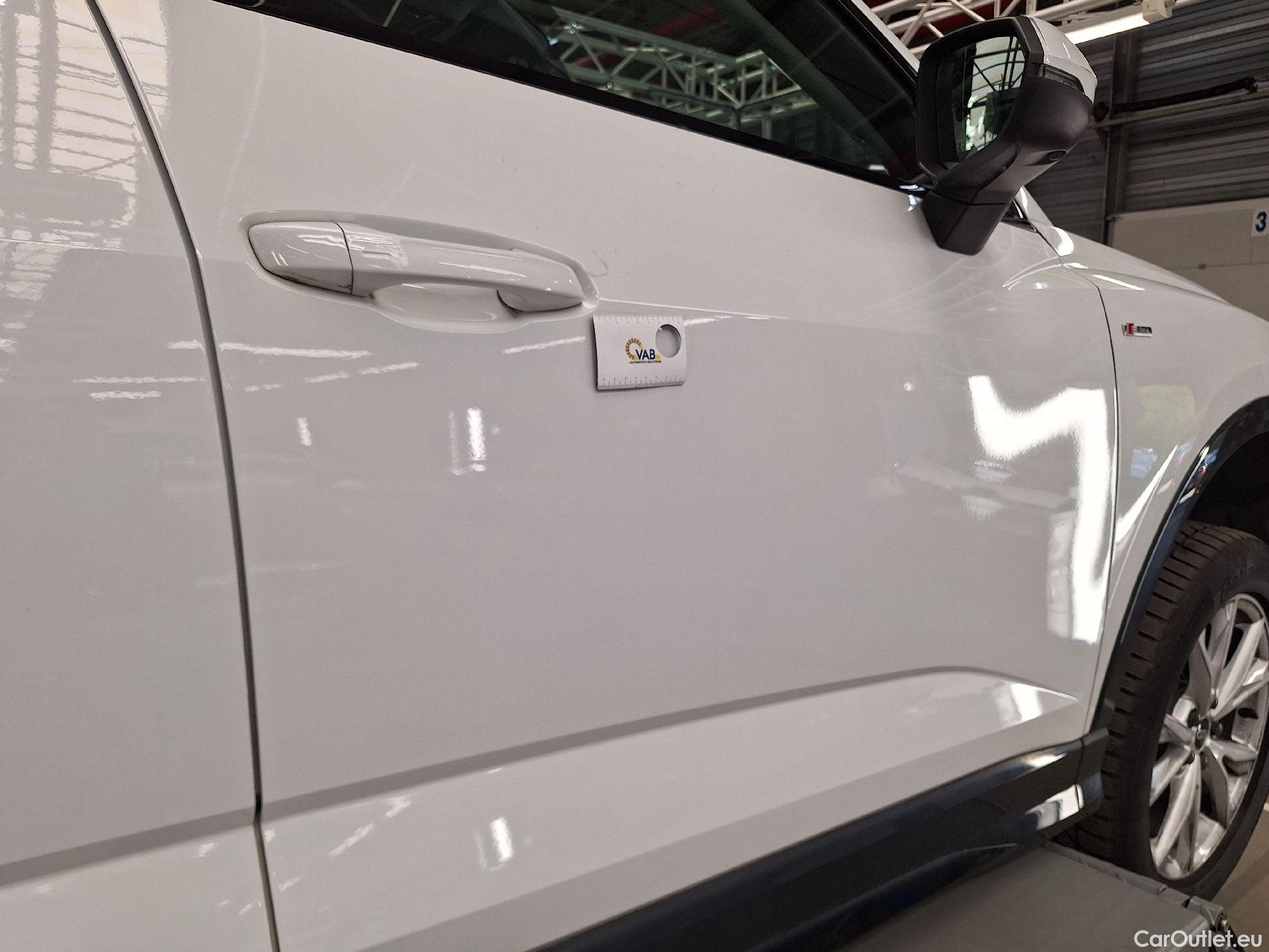  Audi  Q3 Audi,  SB '19, Audi  Sportback 35 TDI S tronic S Line Business  #24