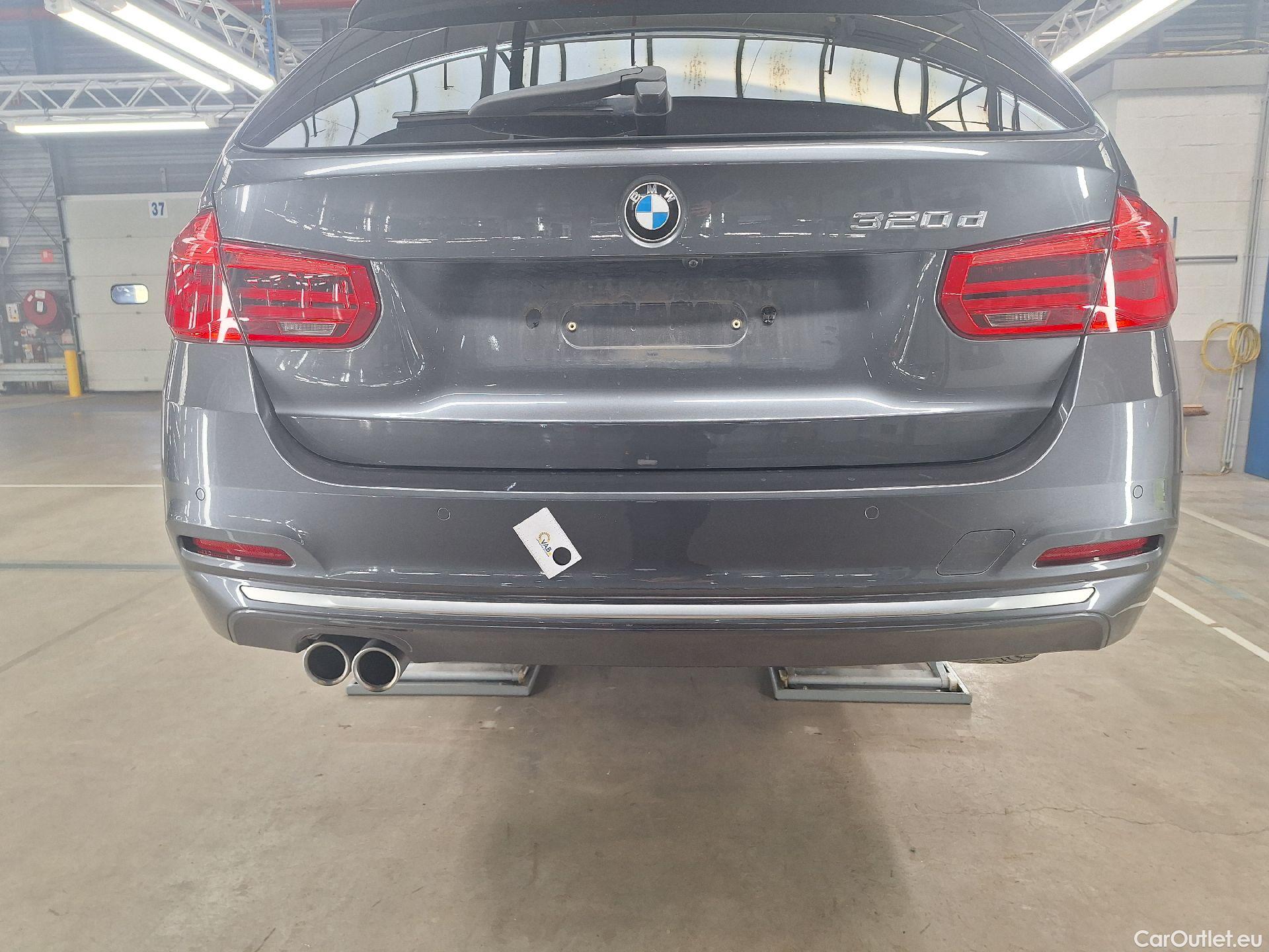  Bmw  Serie 3 BMW, 3-serie Touring '15, BMW 3 Reeks Touring 320d (120 kW) Aut. 5d #46