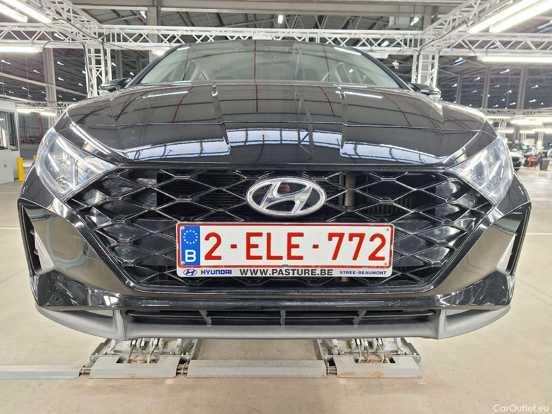  Hyundai  i20 Hyundai,  '20, Hyundai  1.0 T-GDi 7-DCT 74kW Twist 5d #1