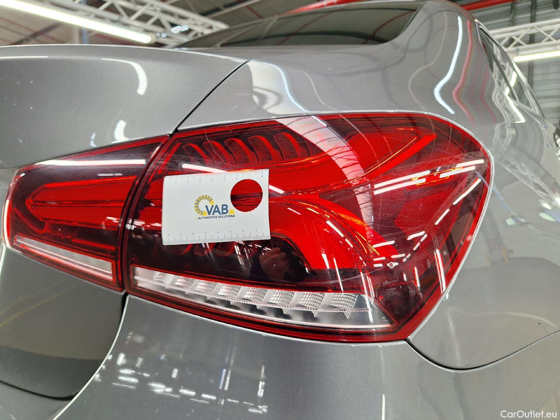  Mercedes  A-Klasse Mercedes, A-Class Berline '18, Mercedes-Benz  Limousine A 180d Business S #20