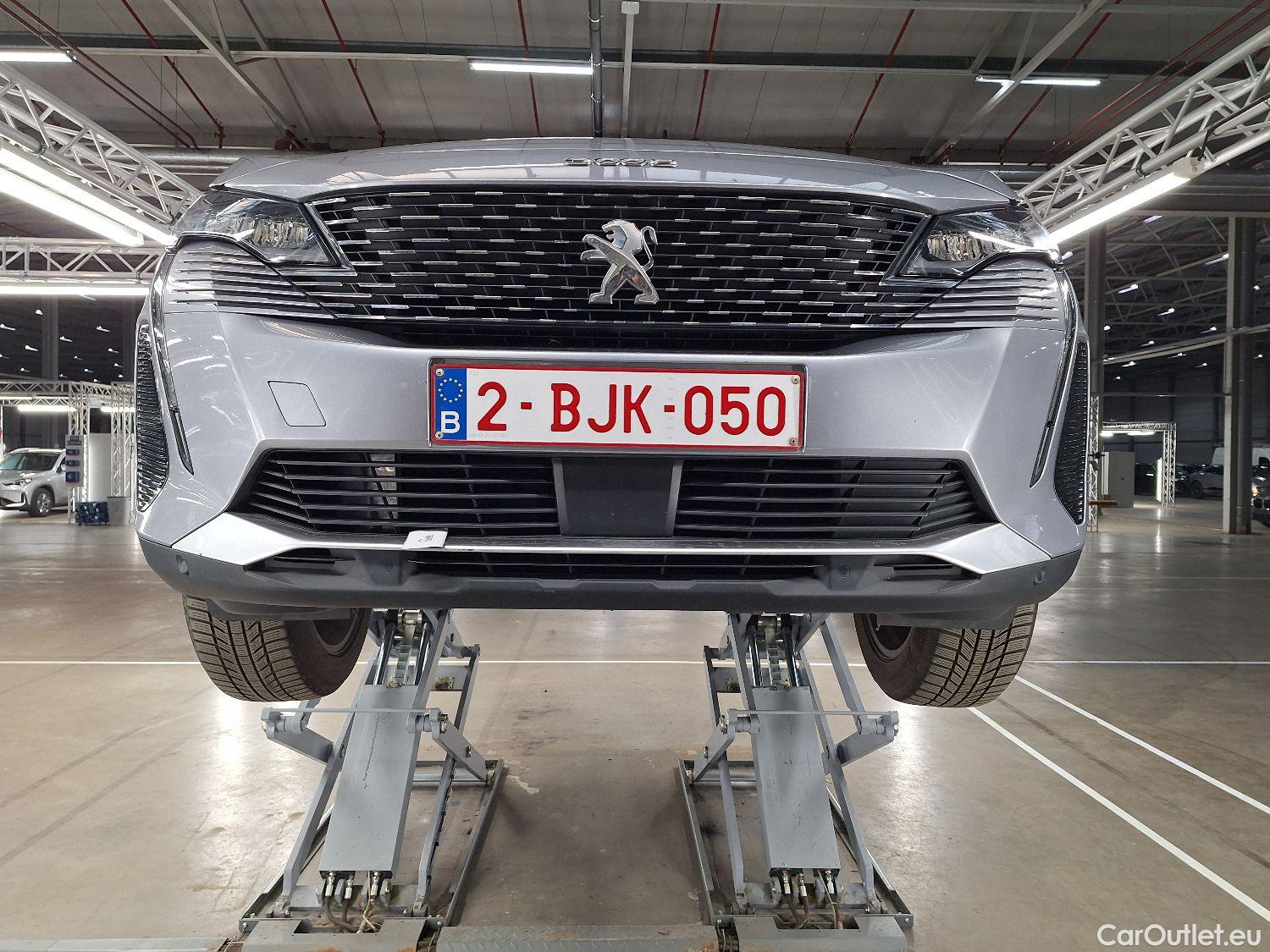  Peugeot  3008 Peugeot,  FL'20 PHEV, Peugeot  Hybrid 225 e-Auto8 Allure 5d #1