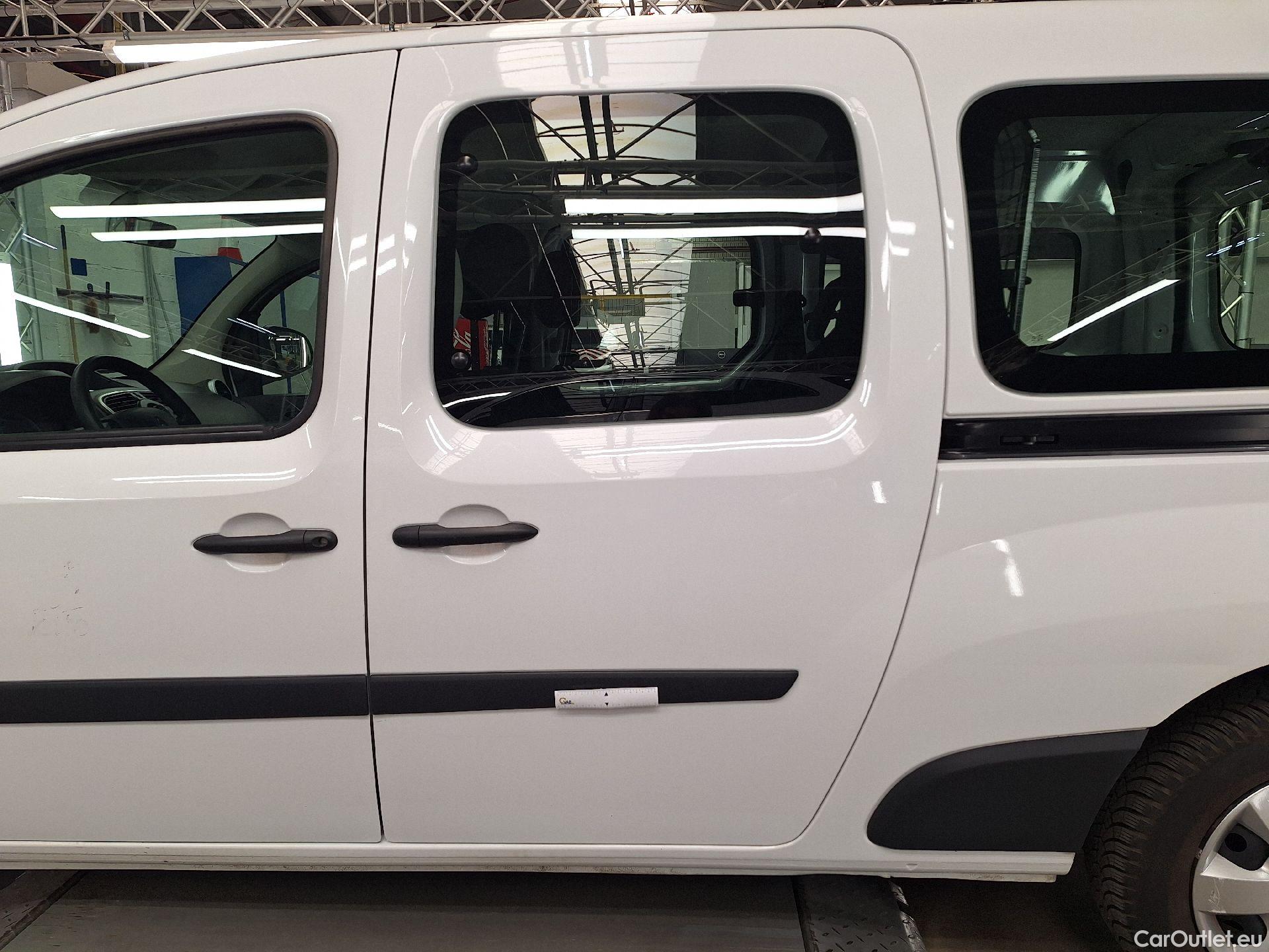 Renault  Kangoo Renault,  '13, Renault  Express  ZE 33 Maxi 5 places  #77
