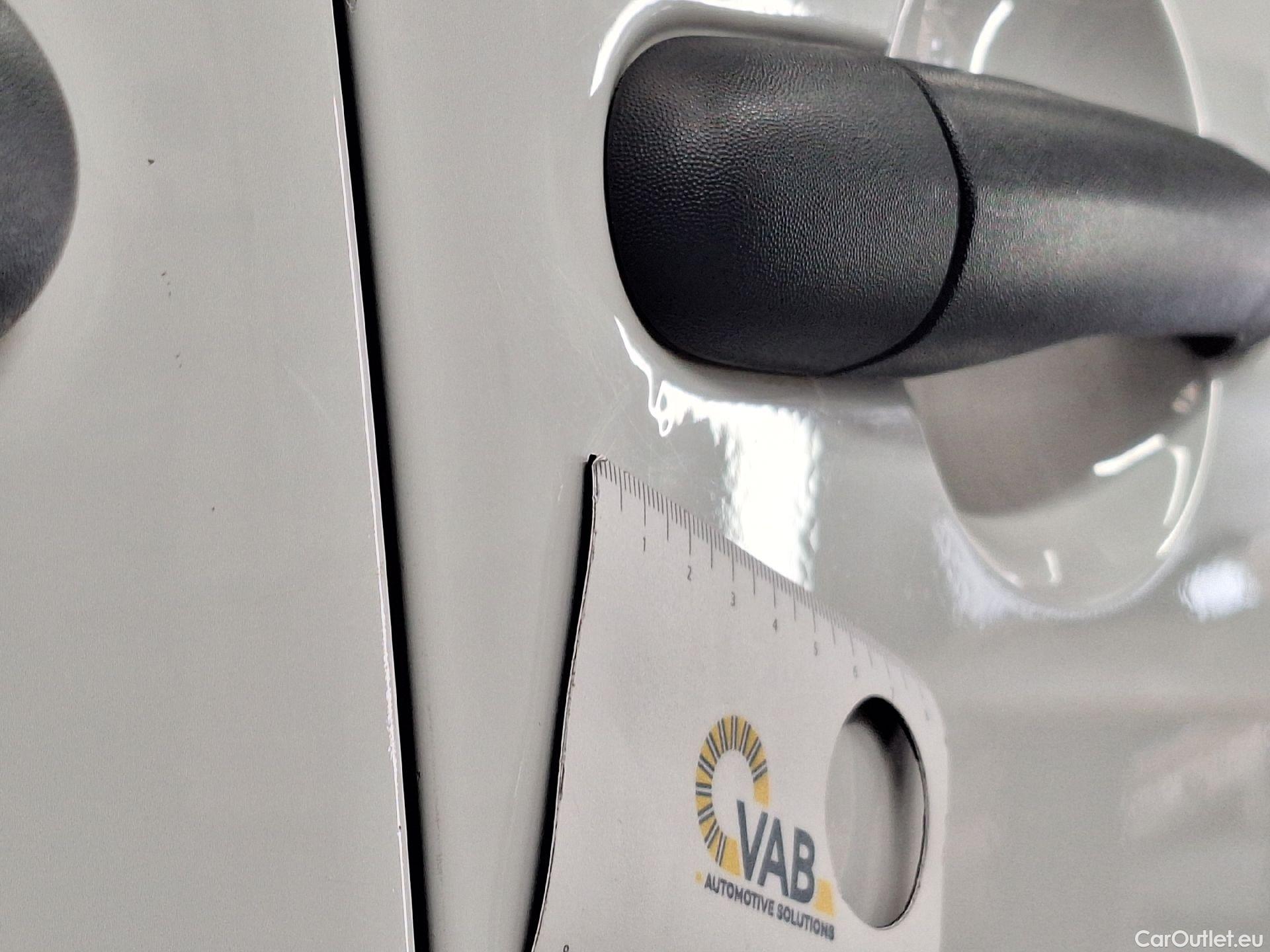  Renault  Kangoo Renault,  '13, Renault  Express  ZE 33 Maxi 5 places  #68
