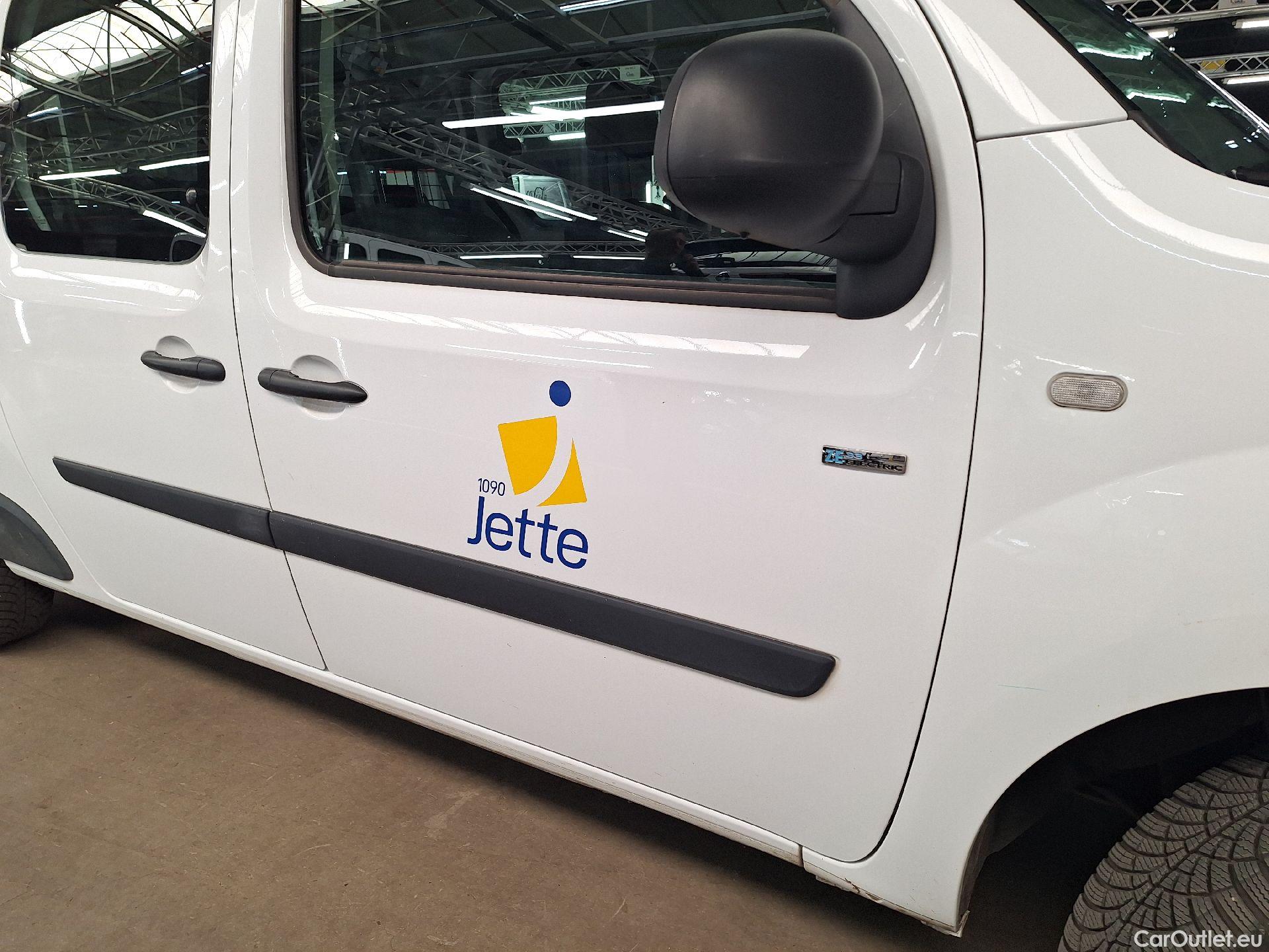  Renault  Kangoo Renault,  '13, Renault  Express  ZE 33 Maxi 5 places  #39
