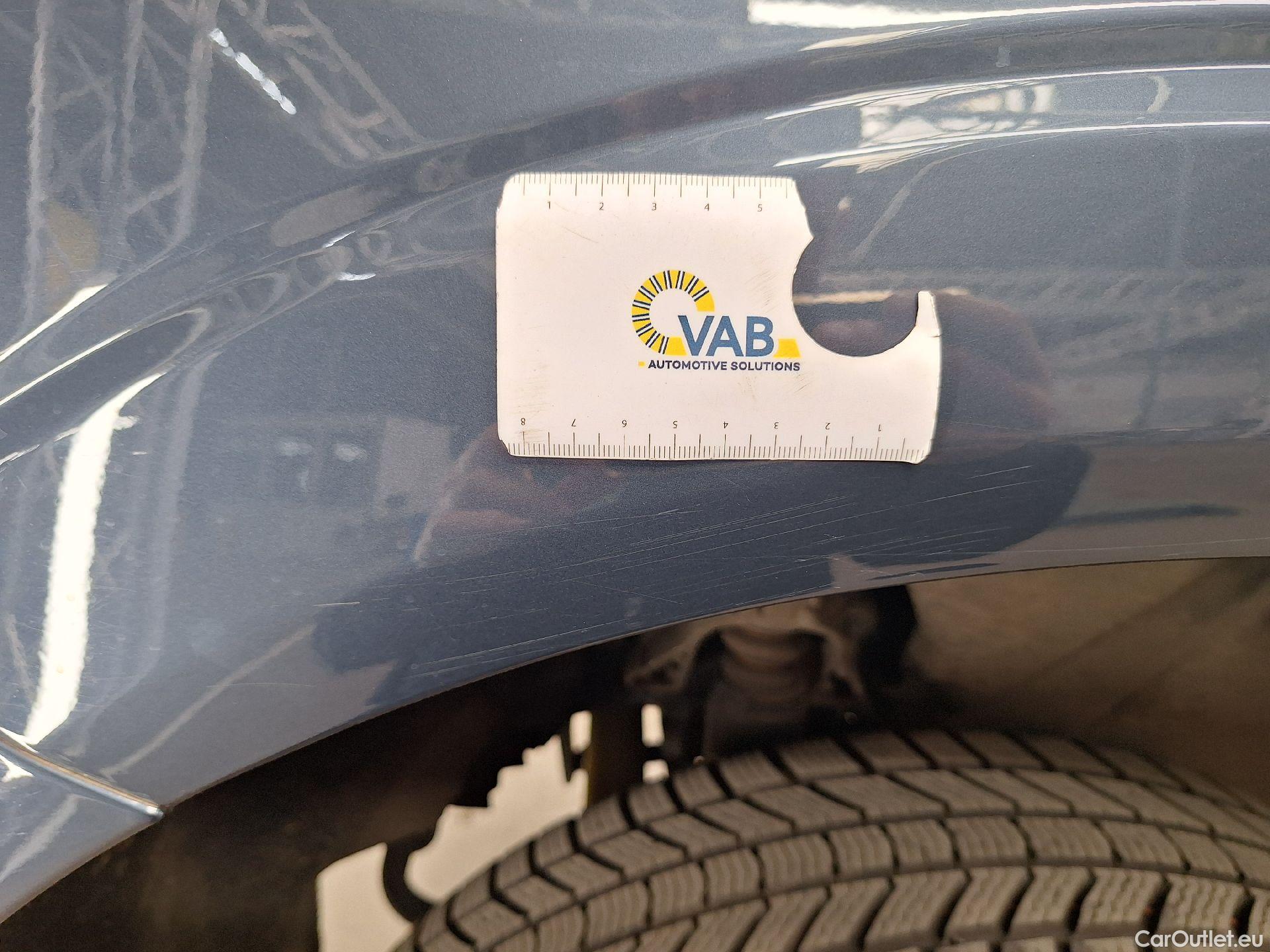  Volvo  XC60 Volvo,  FL'21, Volvo  B4 D Geartronic Momentum Pro 5d #37