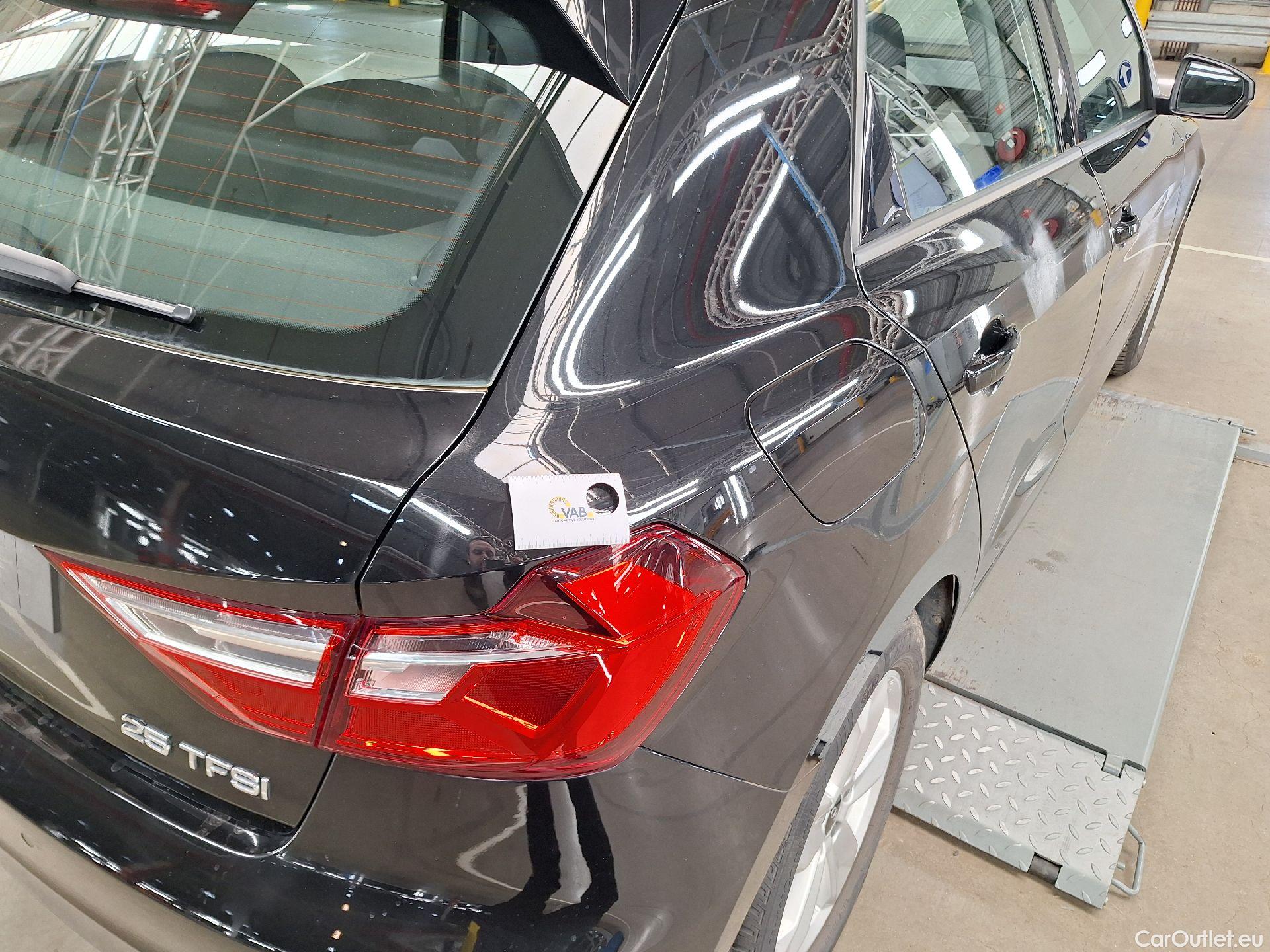  Audi  A1 Sportback Audi, A1 SB '18, Audi  1.0 25 TFSI 70kW 5d #22