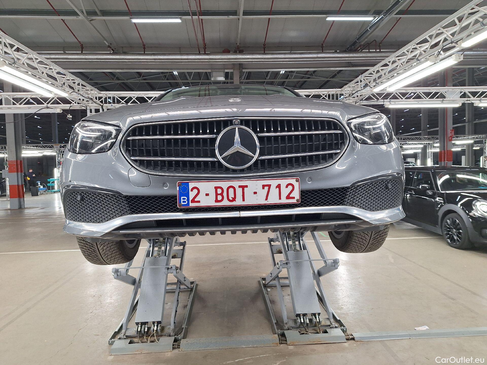  Mercedes  E-Klasse Mercedes, E-Class FL'20, Mercedes-Benz  Berline E 200 d Business So #22