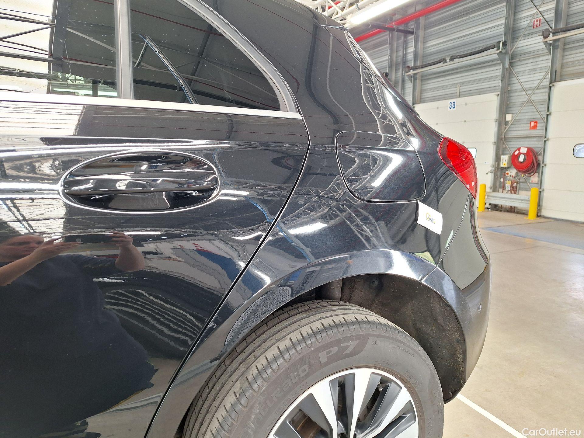  Mercedes  A-Klasse Mercedes, A-Class '18, Mercedes-Benz  A 200 Business Solution 5d #21