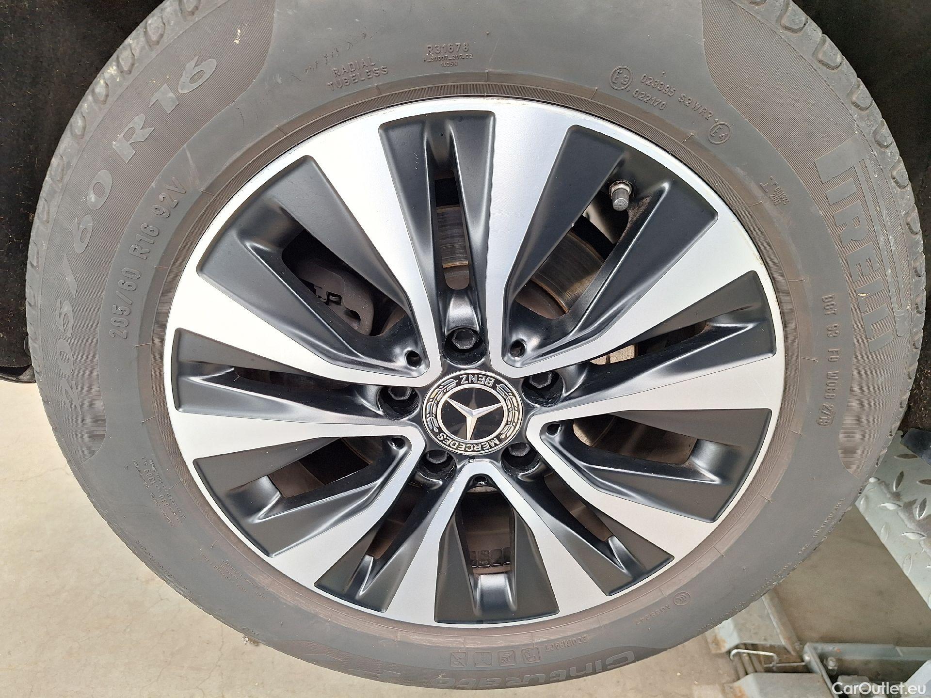  Mercedes  A-Klasse Mercedes, A-Class '18, Mercedes-Benz  A 200 Business Solution 5d #47
