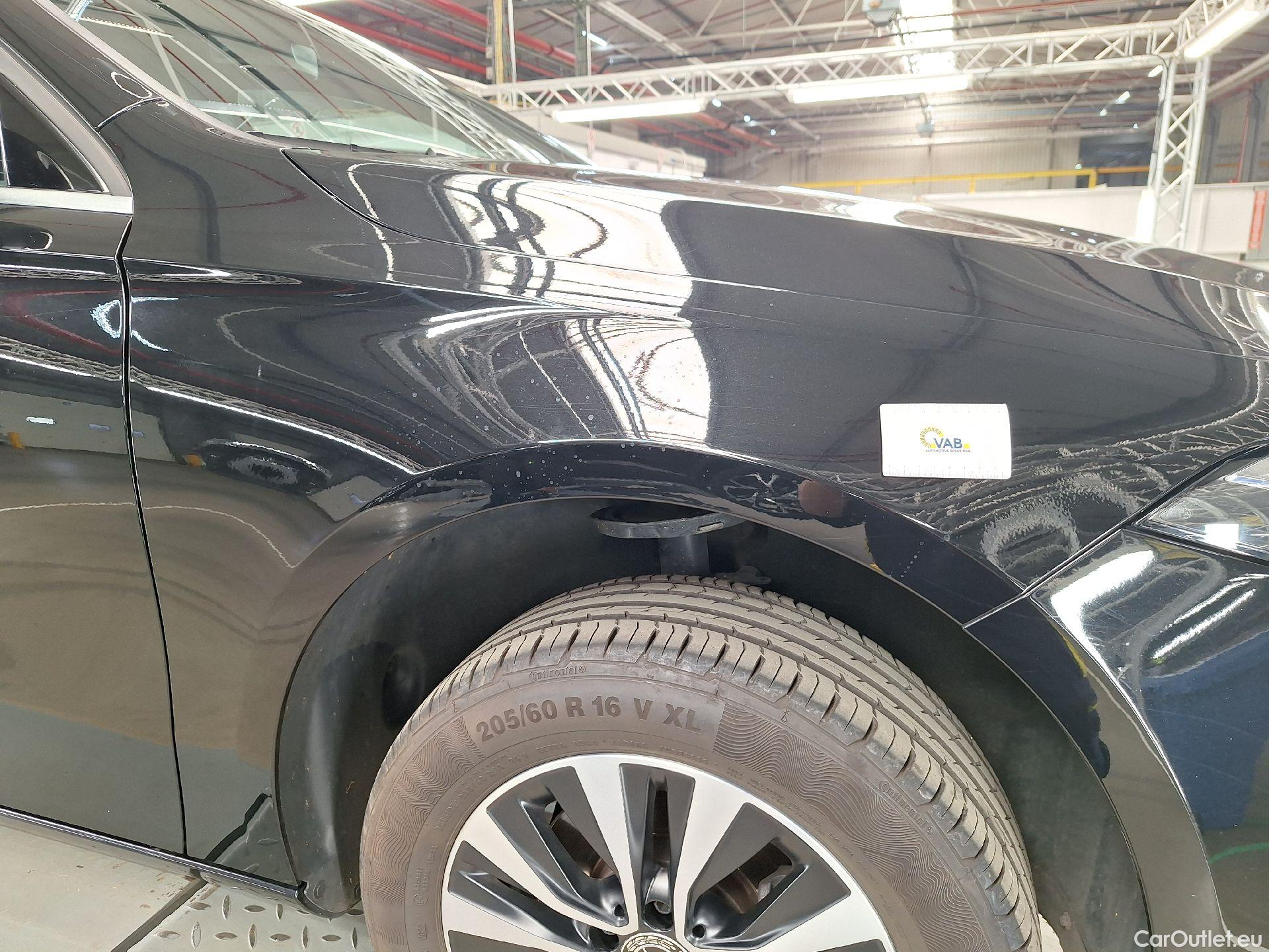  Mercedes  A-Klasse Mercedes, A-Class '18, Mercedes-Benz  A 200 Business Solution 5d #42