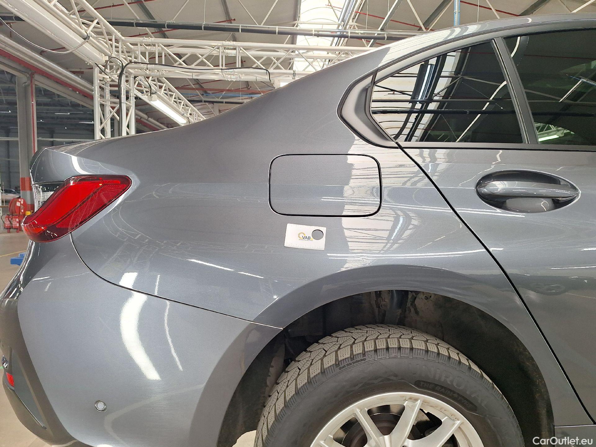  Bmw  Serie 3 BMW, 3-serie '18, BMW 3 Reeks Berline 318dA (110 kW) 4d #31