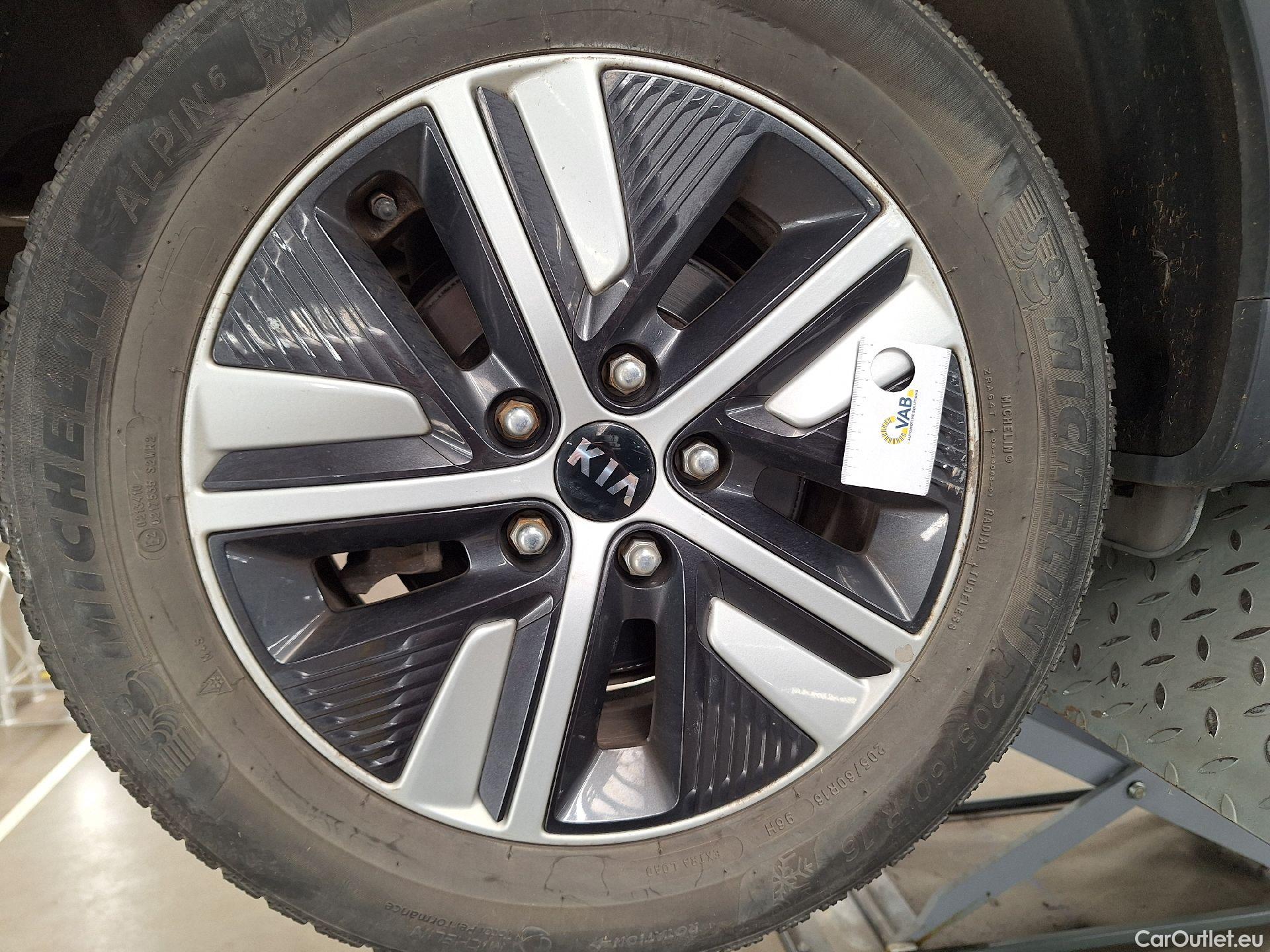  KIA  Niro Kia,  FL'19, KIA  Business Line 1.6 GDi HEV 6DCT 5d #43