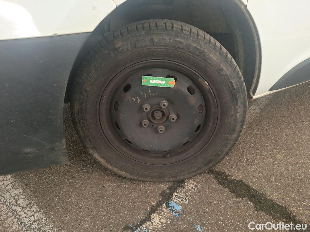  Renault  Trafic  Furgon Grand Confort L1H1 1200 1.6 dCi 125CV BVM6 E6 #77