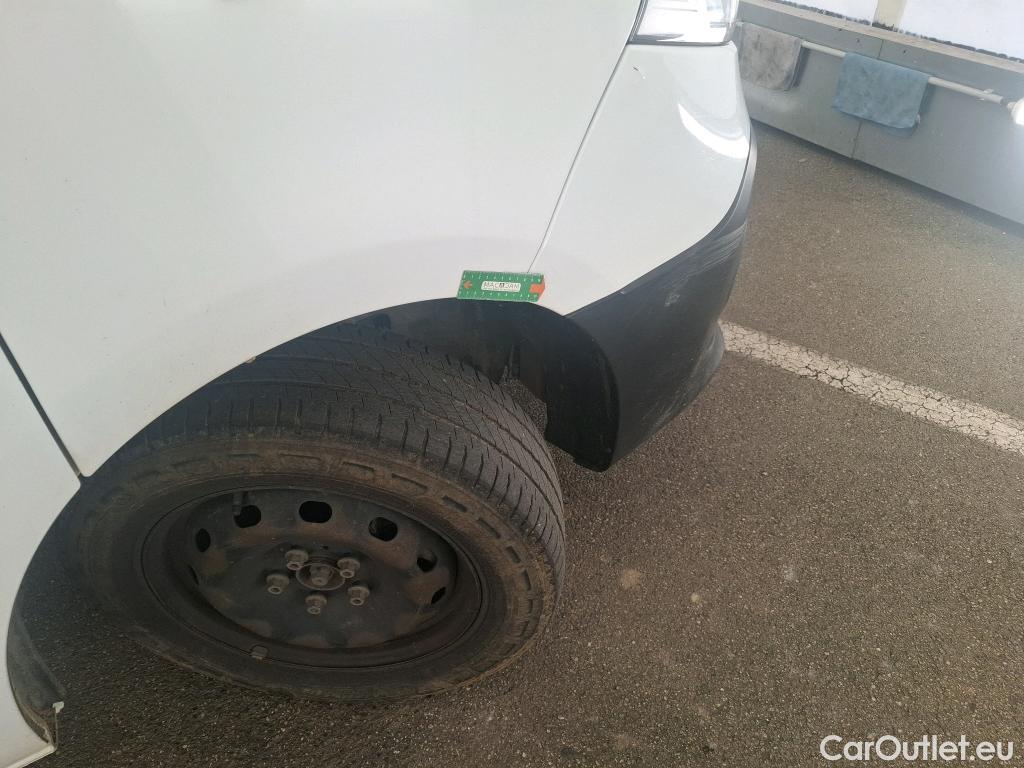  Renault  Trafic  Furgon Grand Confort L1H1 1200 1.6 dCi 125CV BVM6 E6 #50