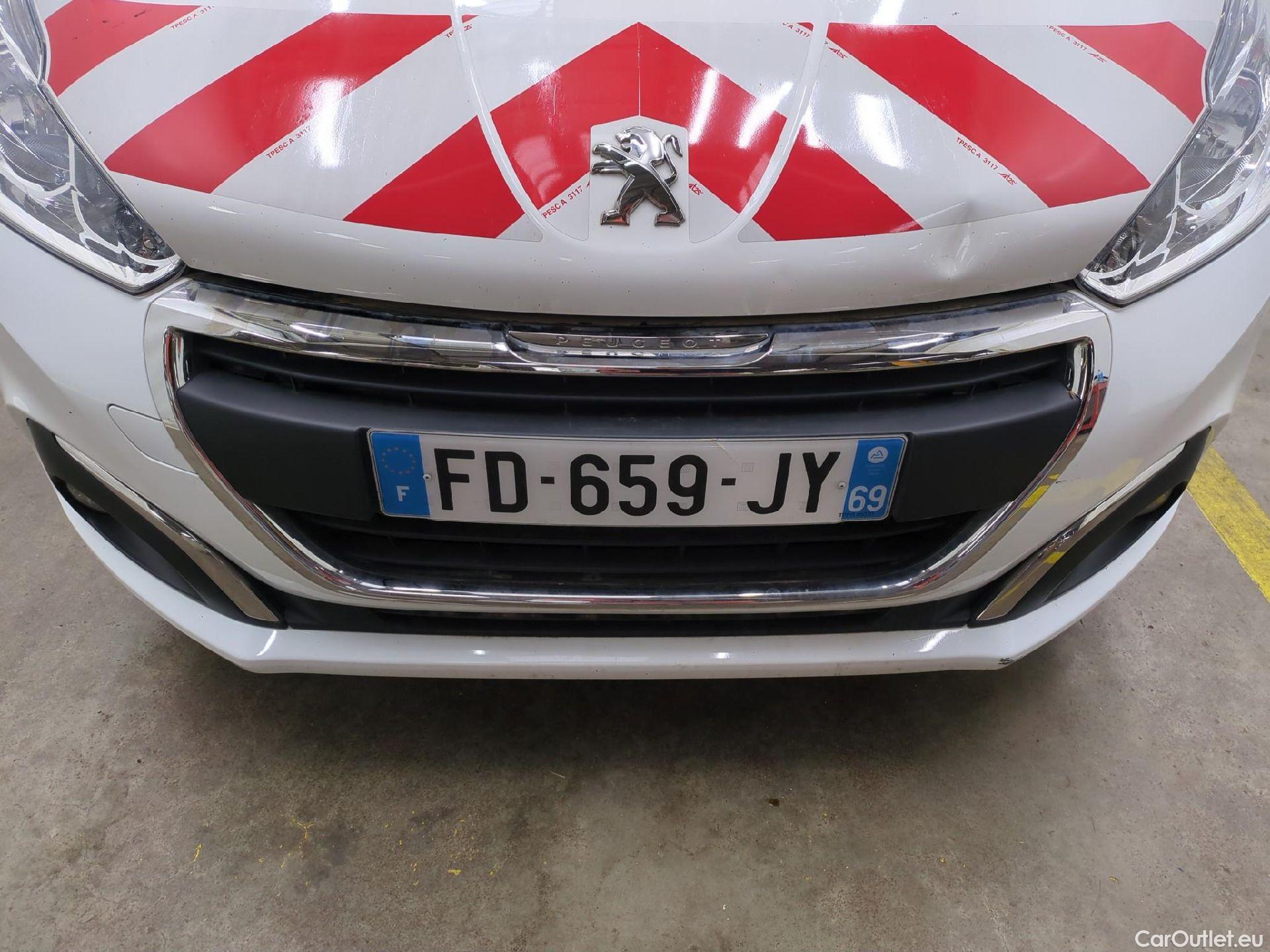  Peugeot  208  Affaire Premium Pack 1.2 80CV BVM5 E6dT #13