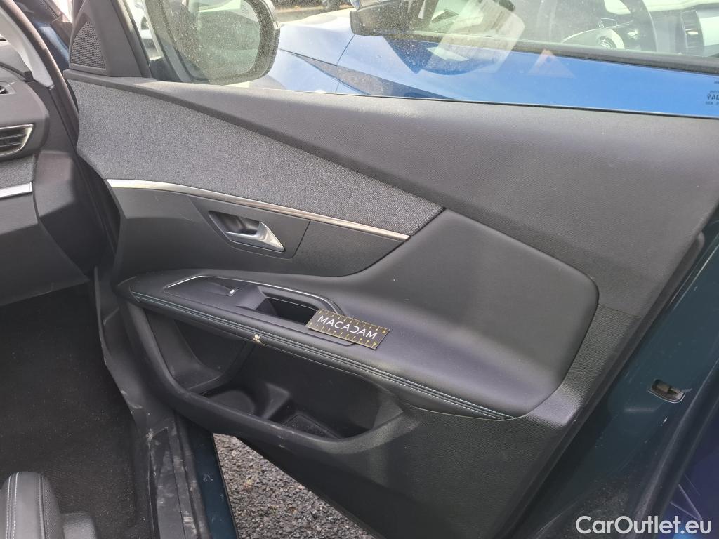  Peugeot  3008  Allure Pack 1.5 HDi 130CV BVA8 E6d #4