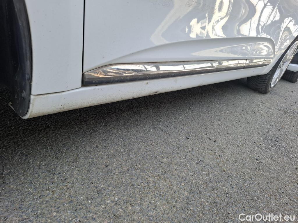  Renault  Clio  V Business 1.6 E-TECH Hybrid 140CV BVA6 E6d #23