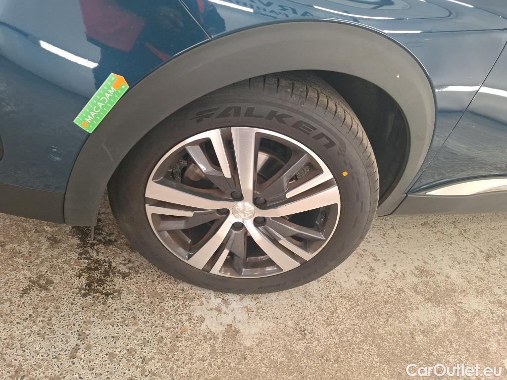  Peugeot  3008  Allure Pack 1.5 HDi 130CV BVA8 E6d #122