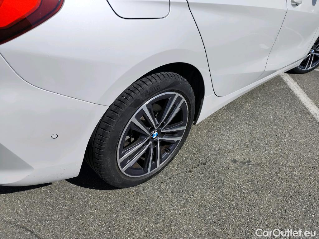  Bmw  Serie 1 BMW Série 1 / 2019 / 5P / Berline 118i DKG7 Business Design #6