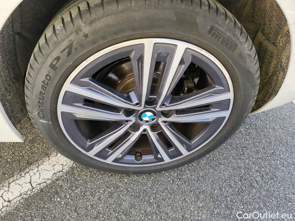  Bmw  Serie 1 BMW Série 1 / 2019 / 5P / Berline 118i DKG7 Business Design #12