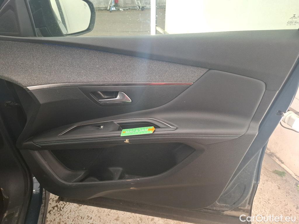  Peugeot  3008  Allure Pack 1.5 HDi 130CV BVA8 E6d #1