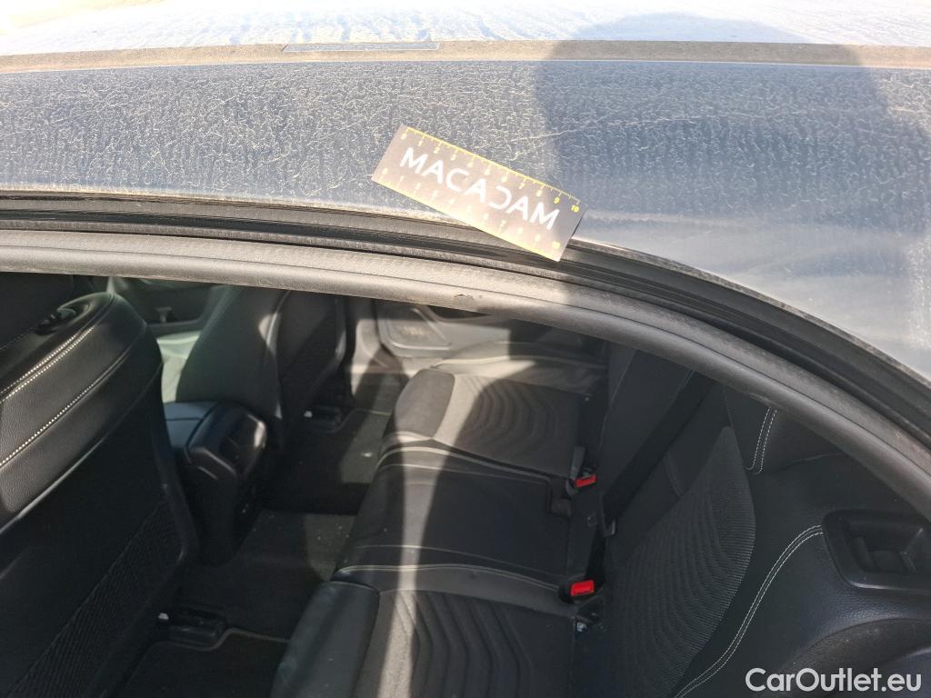  Mercedes  A-Klasse MERCEDES-BENZ Classe A Compact 2018 5P Berline A 180 d Business Line 7GDCT #10