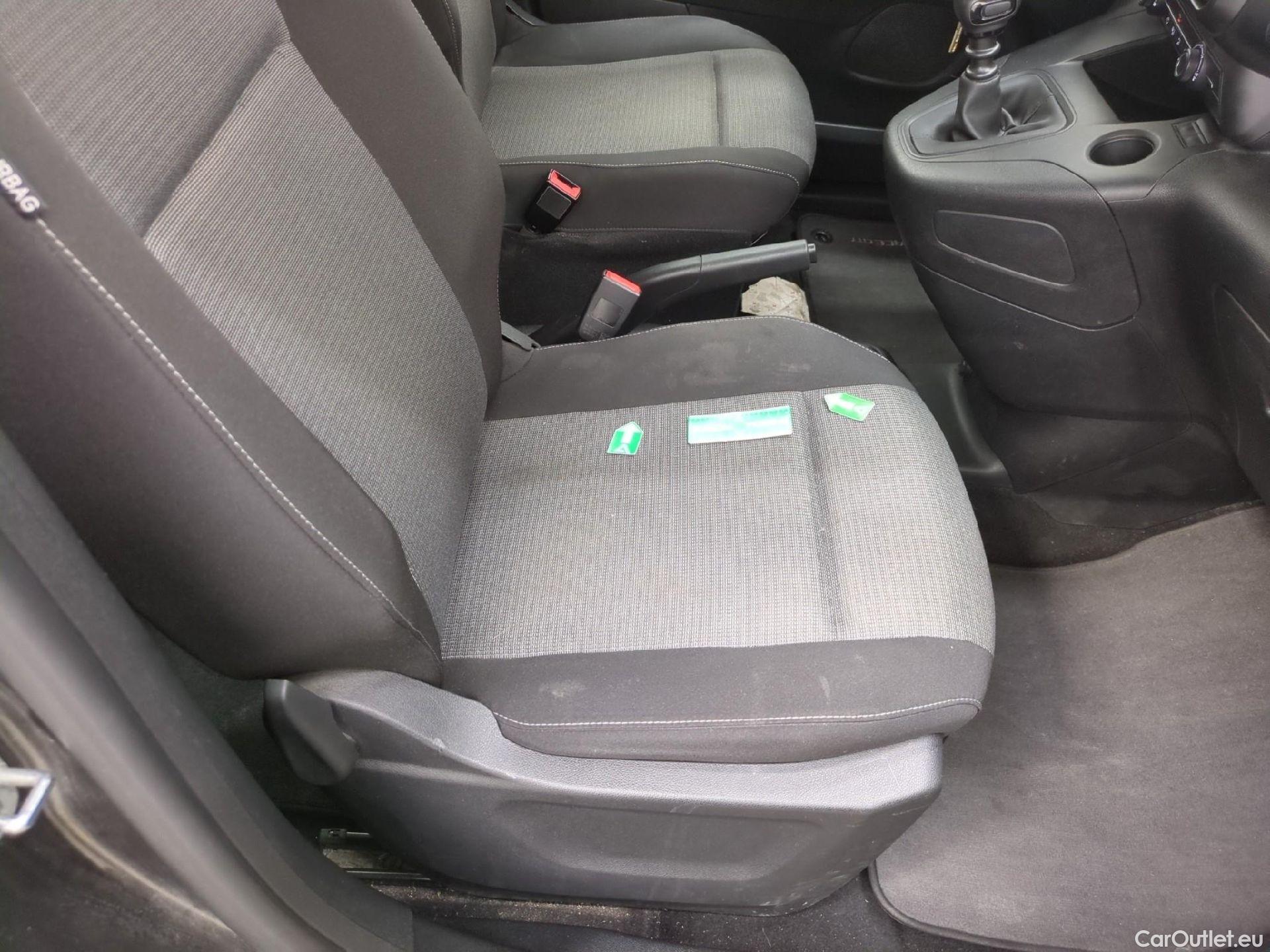  Toyota  Proace TOYOTA  City Verso / 2019 / 5P / monospace 1.2 LONG 110 VVT-I DYNAMIC #1