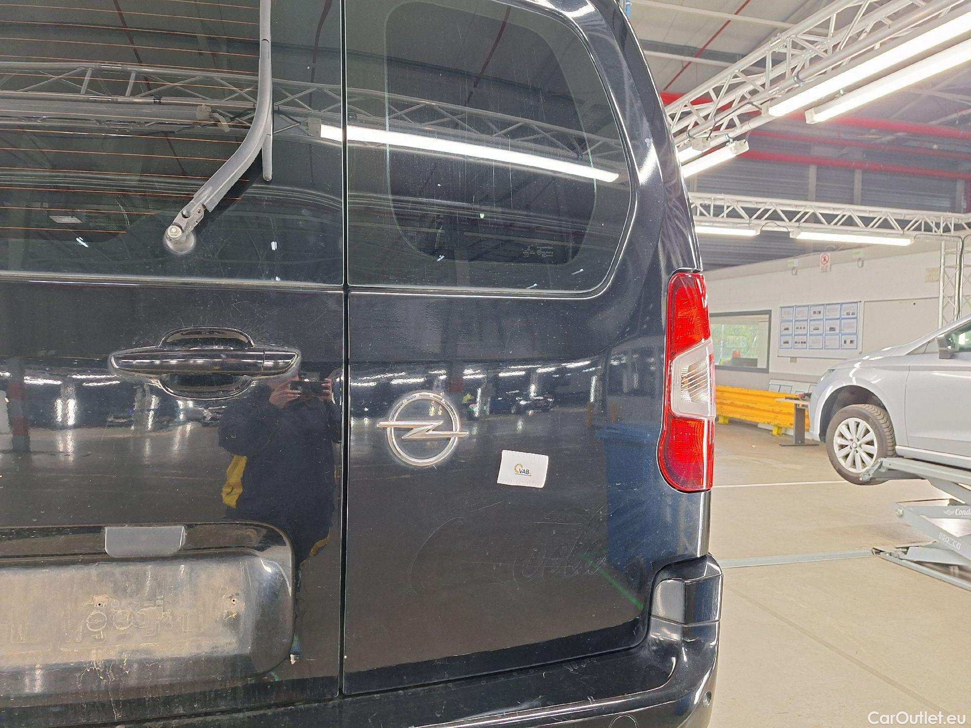  Opel  Combo Opel,  Life '18, Opel  Life 1.5 Turbo D BlueI 96kW S/S Eleganc #40