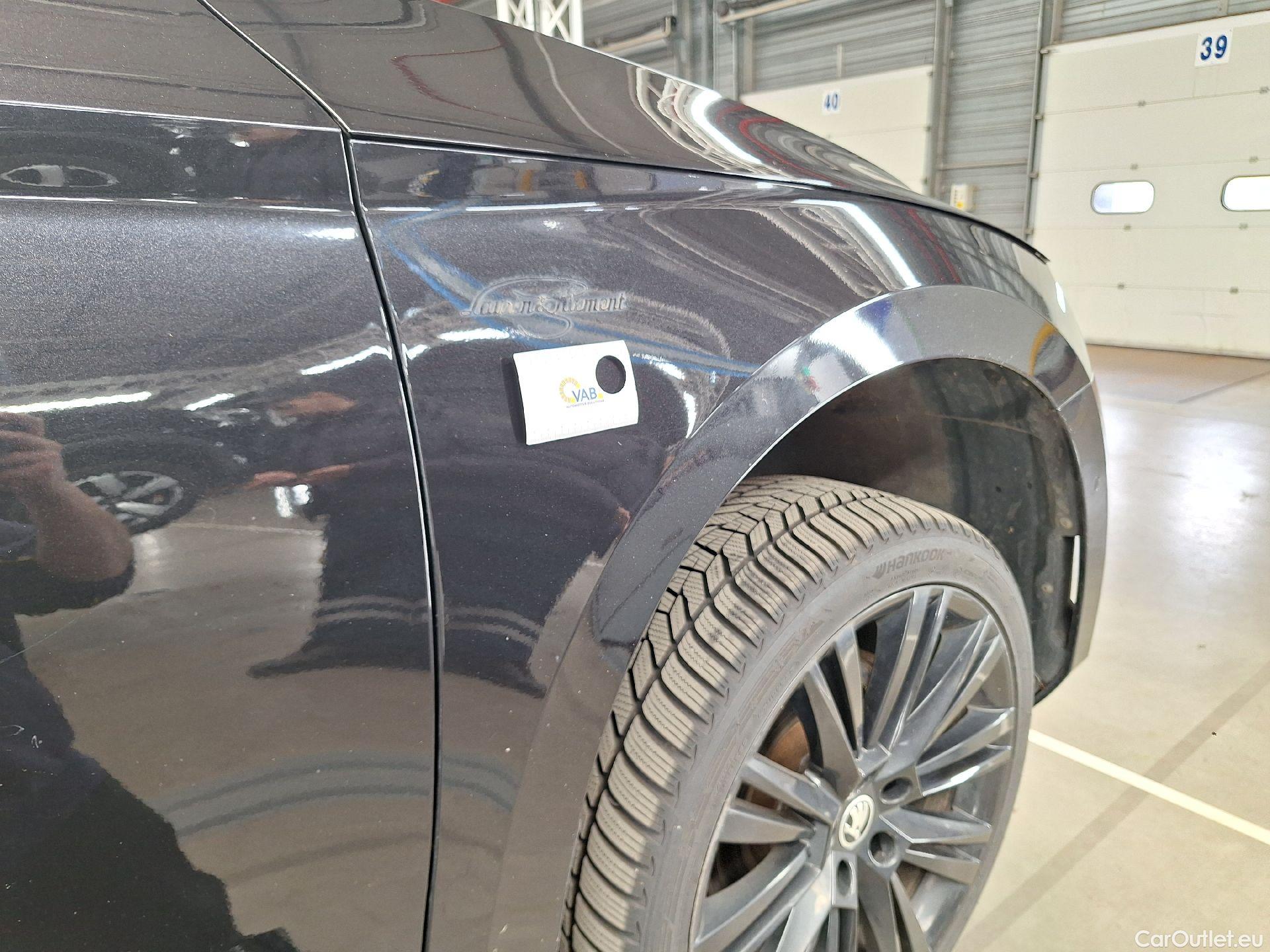  Skoda  Superb Skoda,  Combi FL'19, Skoda  Combi 1.4 TSI iV 160kW DSG6 L&K 5d #33