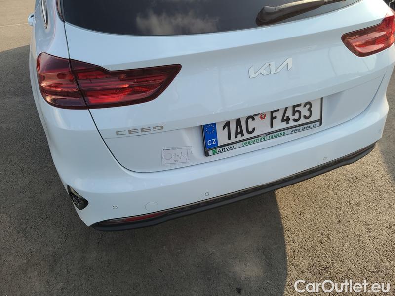  KIA  Cee'd Ceed SW 1.5 T-GDI 118 Top AT #3