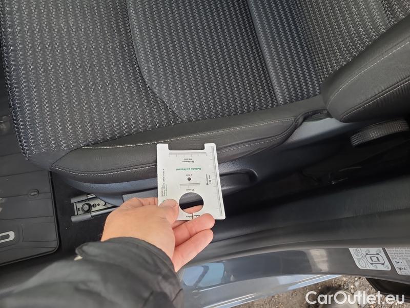  KIA  Cee'd Ceed Sportswagon (2018->) Ceed SW 1.5 T-GDI 118 Top AT #6