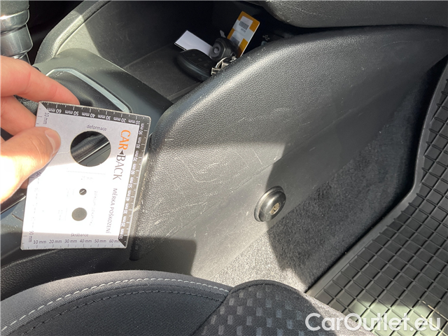  Ford  Focus Foc.Kom.1.5EBl.120 Tre.Ed.P. #9