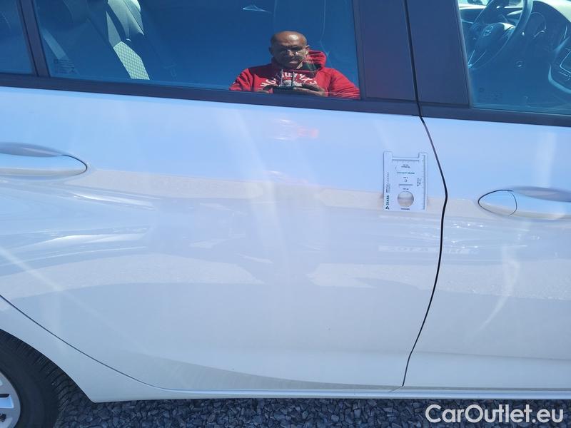  Opel  Astra  SportsTourer (2022) ST 1.5CDTi 77 Edition 5d #13