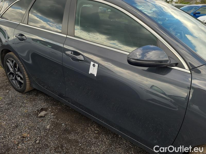  KIA  Cee'd Ceed Sportswagon (2018->) Ceed SW 1.5 T-GDI 118 Top AT #16