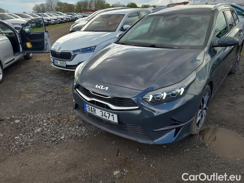 KIA  Cee'd Ceed Sportswagon (2018->) Ceed SW 1.5 T-GDI 118 Top AT #2