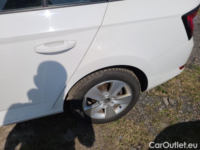  Skoda  Fabia  Combi (2015)  Com 1.0TSI 81 Ambition #11