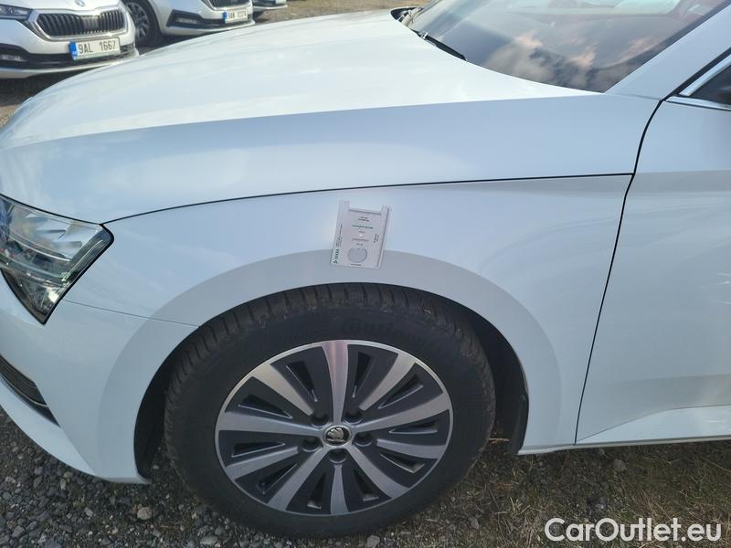  Skoda  Superb  Combi (3V5)(2015) Sup.C.FL2.0TDI 110 Style AT #3