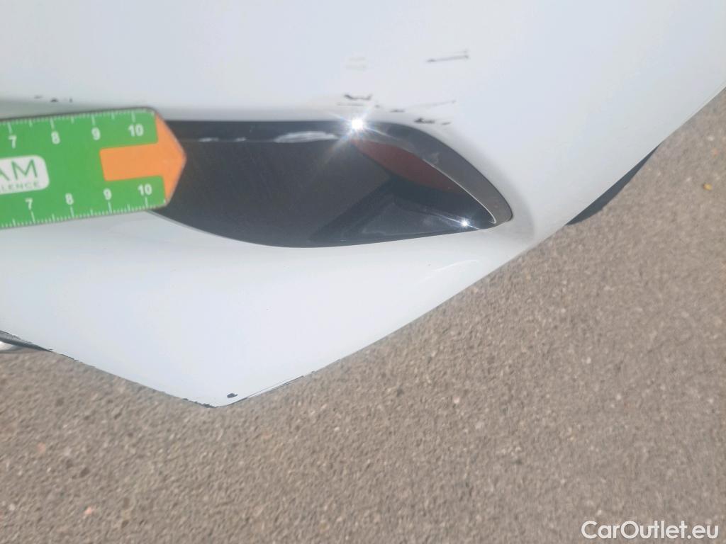  KIA  Cee'd KIA Ceed / 2018 / 5P / berlina con portón 1.0 MHEV 88kW (120CV) Drive DCT #61