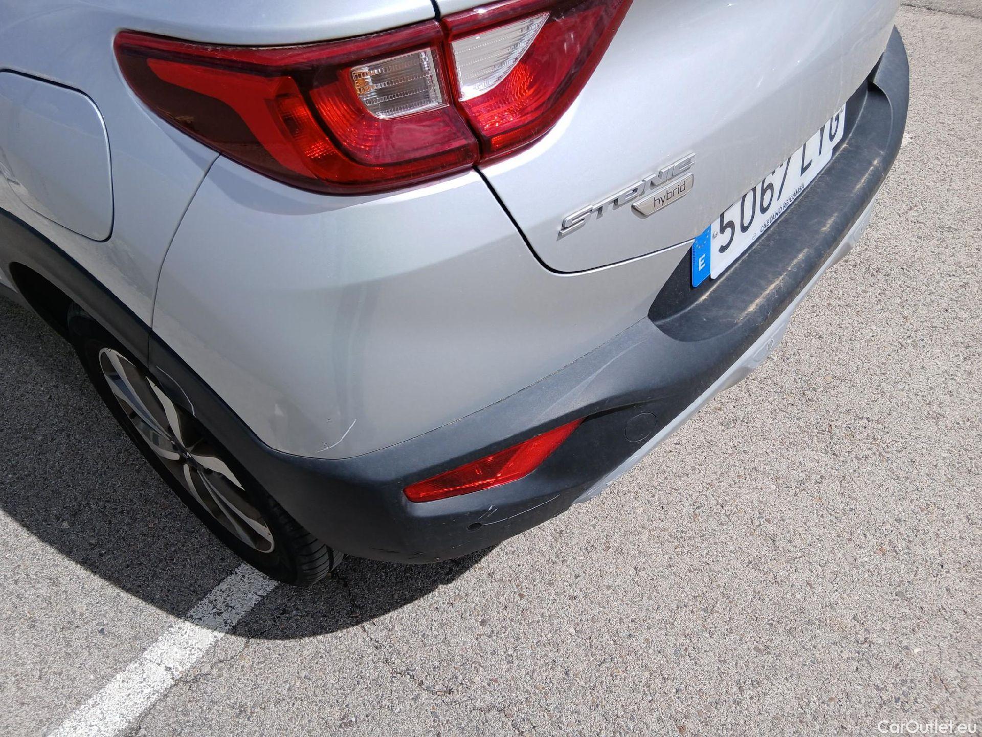  KIA  STONIC KIA  / 2017 / 5P / todoterreno 1.0 T-GDi 74kW (100CV) MHEV iMT Drive #14